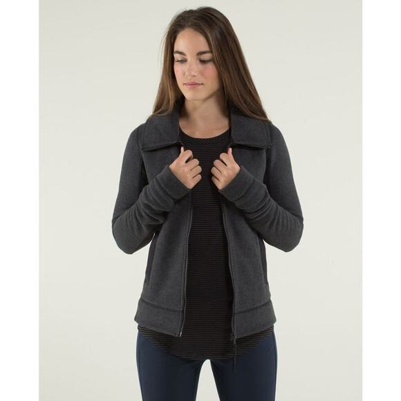 Lululemon Jacket Womens S En Route Zip Gray Sz 8 Back Zipper Expansion Athletic - Picture 1 of 13